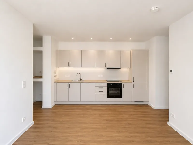 Neubau im Erstbezug I 3-Zimmer mit Küche & Balkon — photo 1